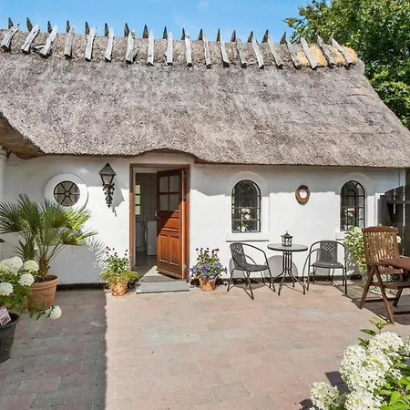 Awesome In With House A Panoramic View Apartmán